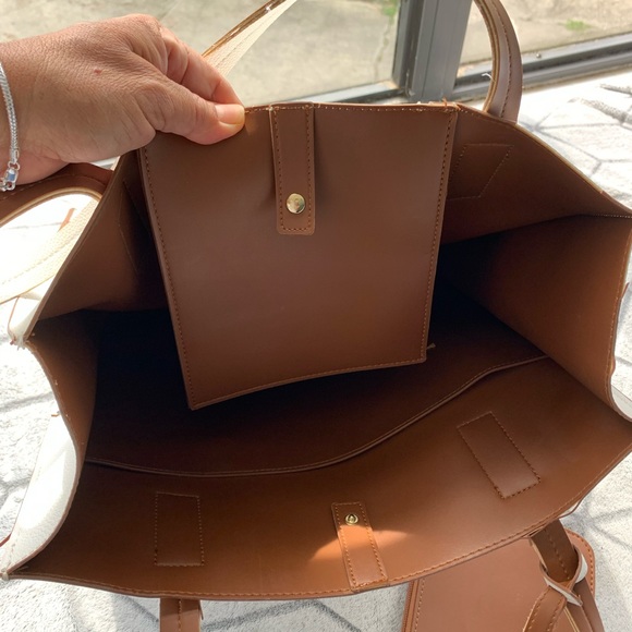 White Laundry handbag purse tote - Picture 3 of 7